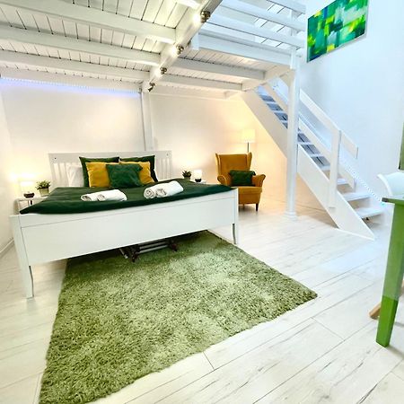 Teresian Apartment Near The Andrassy Street Free Air Conditioner Free Coffee Budapest Extérieur photo