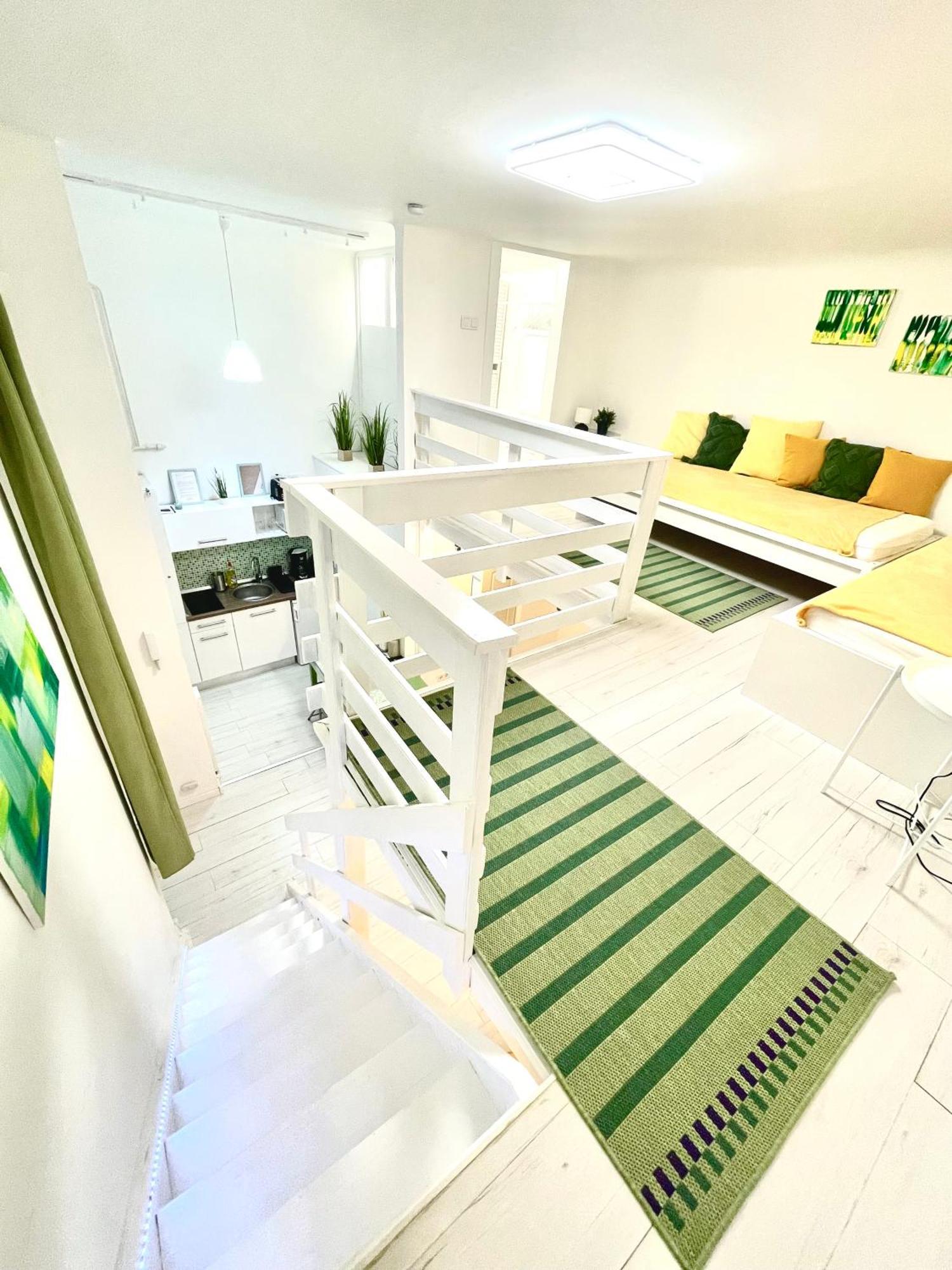 Teresian Apartment Near The Andrassy Street Free Air Conditioner Free Coffee Budapest Extérieur photo