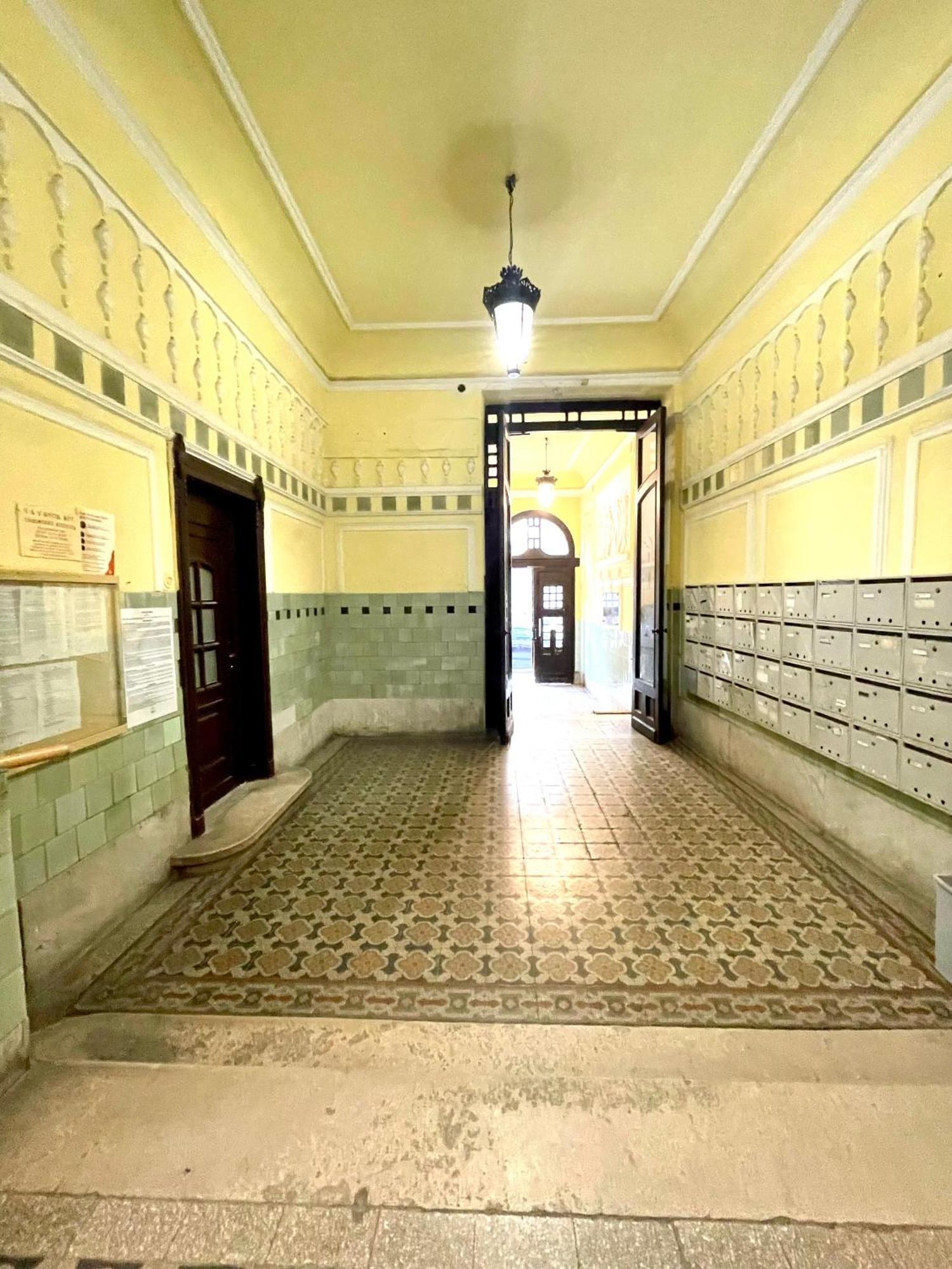Teresian Apartment Near The Andrassy Street Free Air Conditioner Free Coffee Budapest Extérieur photo